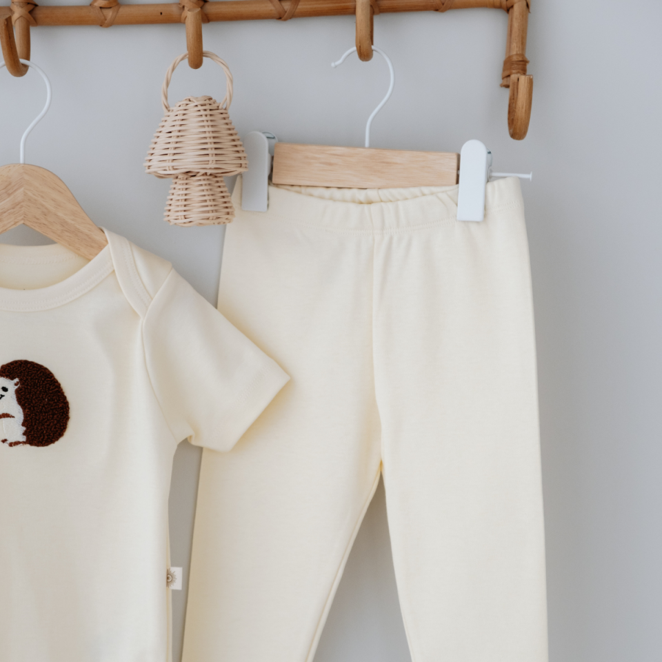 %100 Pamuklu Sevimli Kirpi Nakışlı Kısa Kollu Alt Üst Bebek Takımı