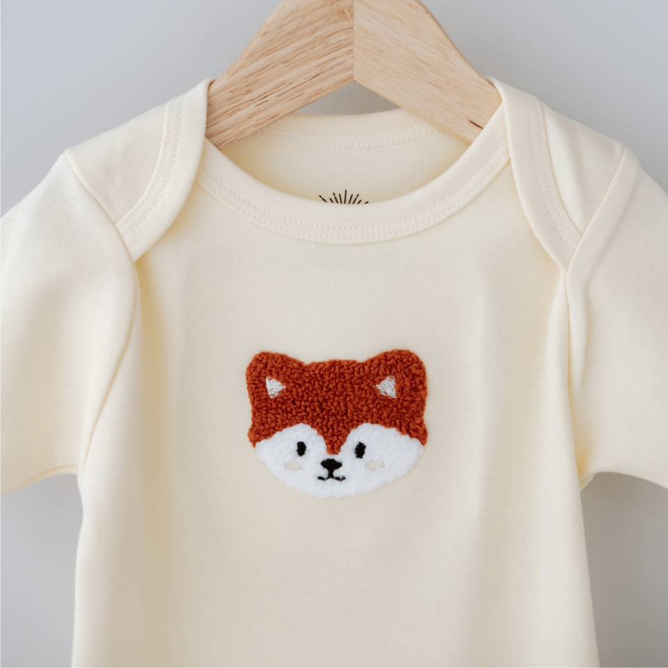 %100 Pamuklu Sevimli Tilki Nakışlı Kısa Kollu Alt Üst Bebek Takımı