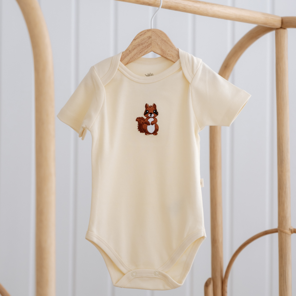 %100 Pamuklu Sevimli Sincap Nakışlı Kısa Kollu Tek Üst