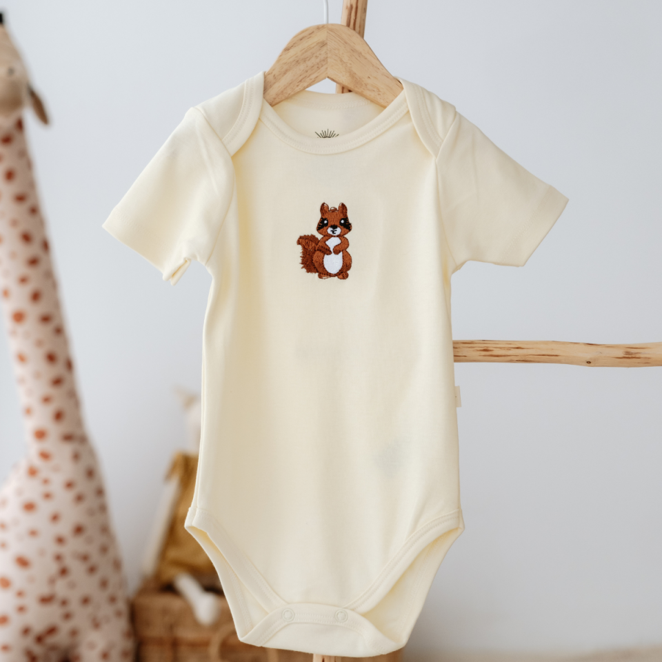 %100 Pamuklu Sevimli Sincap Nakışlı Kısa Kollu Tek Üst