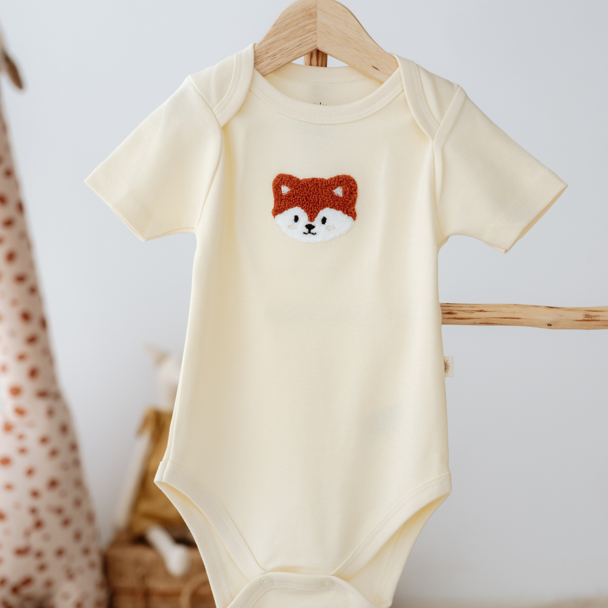 %100 Pamuklu Sevimli Tilki Nakışlı Kısa Kollu Tek Üst