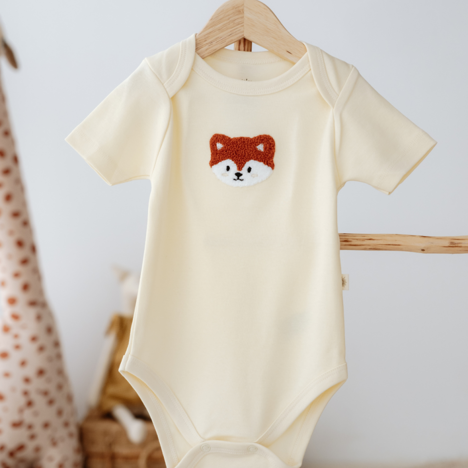 %100 Pamuklu Sevimli Tilki Nakışlı Kısa Kollu Tek Üst